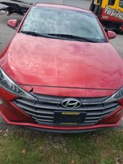 2020 Hyundai Elantra SEL - Primary Damage Straight On Image